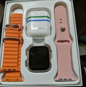 Generic Smartwatch & Headphones.